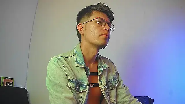 Snapshot of nicolatinboy chatting on 02.09.26 nicolatinboy online show from 02.09.26