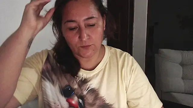 Snapshot of VioletBruces chatting on 01.09.26 VioletBruces online show from 01.09.26