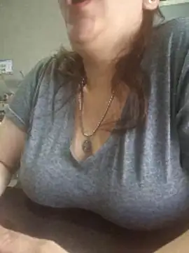 Snapshot of misty_girl93 chatting on 12.03.25 misty girl93 online show from 12.03.25