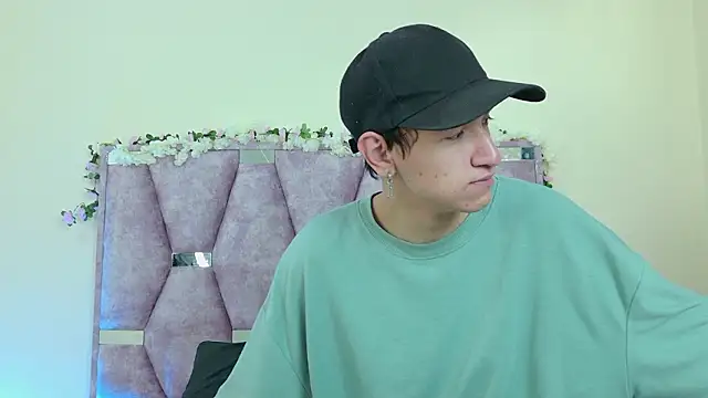 iris and damian online show from 02.13.26