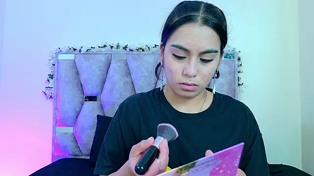 iris and damian online show from 04.07.26