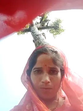 Snapshot of rashi_73 chatting on 12.14.25 rashi 73 online show from 12.14.25