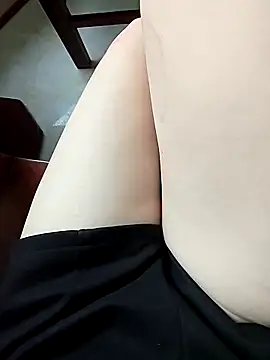 Baby-Linh online show from 04.19.26