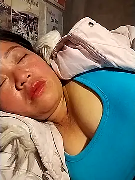 AlilaK2 online show from 12.22.25