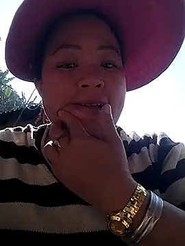 Snapshot of AlilaK2 chatting on 02.06.26 AlilaK2 online show from 02.06.26