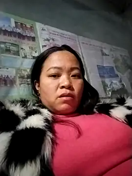 Snapshot of AlilaK2 chatting on 02.11.26 AlilaK2 online show from 02.11.26