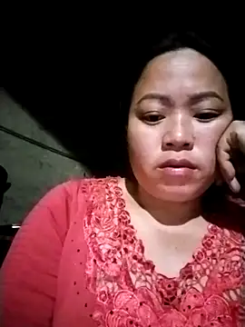 Snapshot of AlilaK2 chatting on 02.15.26 AlilaK2 online show from 02.15.26