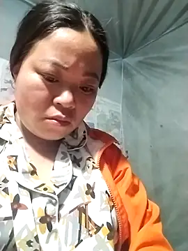 Snapshot of AlilaK2 chatting on 02.18.26 AlilaK2 online show from 02.18.26