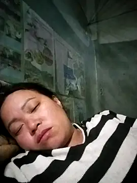 Snapshot of AlilaK2 chatting on 02.26.26 AlilaK2 online show from 02.26.26