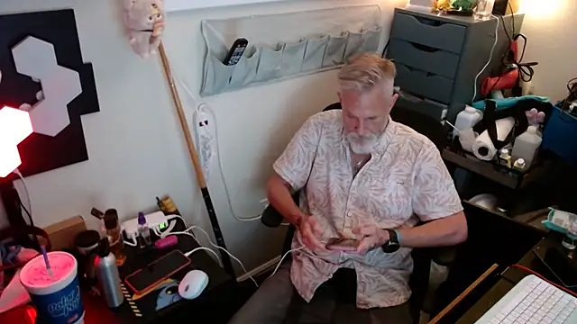 FeNyx Flayme online show from 12.17.25