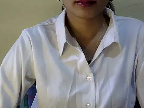 Snapshot of Shab_M chatting on 06.25.26 Shab M online show from 06.25.26