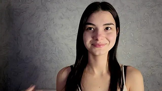 Laura Sunday online show from 03.12.26