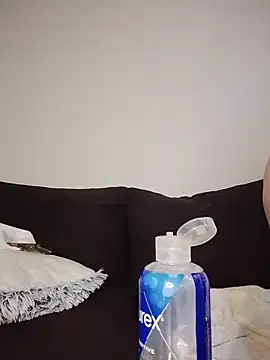 Bonnie-And-Clyde666 online show from 12.17.25