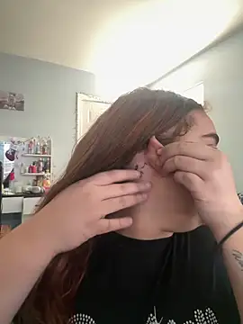 Snapshot of gassqueen101 chatting on 12.03.25 gassqueen101 online show from 12.03.25