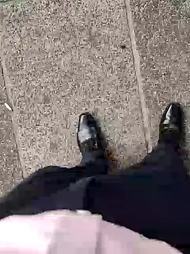 boyfromMum bai online show from 04.22.26