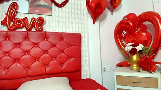 Elizabetth Roman online show from 02.13.26