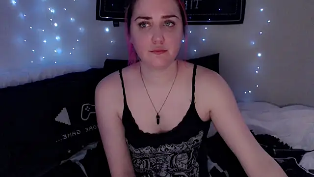 Snapshot of MaryMary_ chatting on 02.27.26 MaryMary online show from 02.27.26