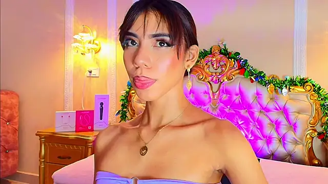 BellaHarpeer online show from 12.16.25