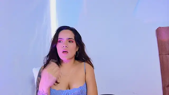 sara santana   online show from 02.15.26