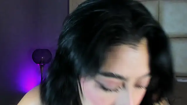 TaniaRedd  online show from 02.21.26