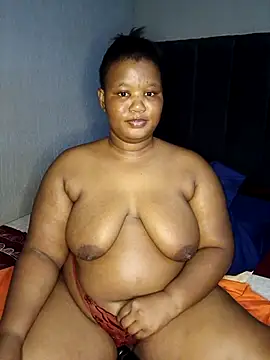 QUEENASS12 online show from 12.03.25