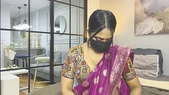 Snapshot of Dikshacam chatting on 12.03.25 Dikshacam online show from 12.03.25