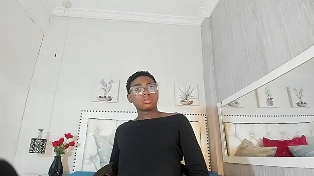 teylor lovee online show from 02.13.26