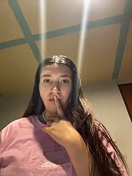 Alix Rousses21 online show from 04.11.26