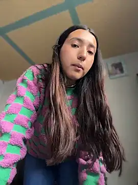 Alix Rousses21 online show from 04.23.26