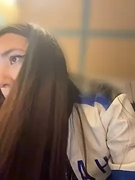 Alix Rousses21 online show from 04.26.26