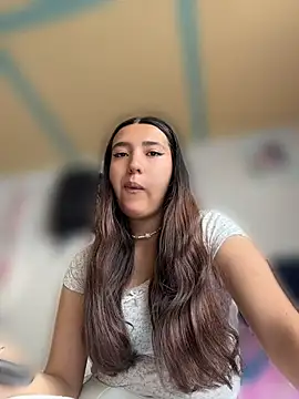 Alix Rousses21 online show from 04.27.26