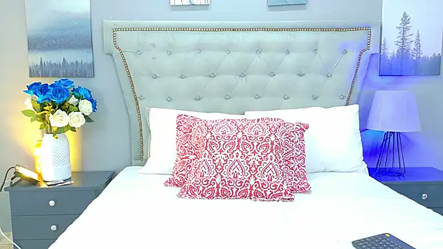 AnnieLeigt online show from 03.05.26