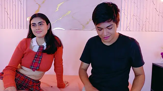 Snapshot of NatyAndAlex chatting on 01.06.26 NatyAndAlex online show from 01.06.26