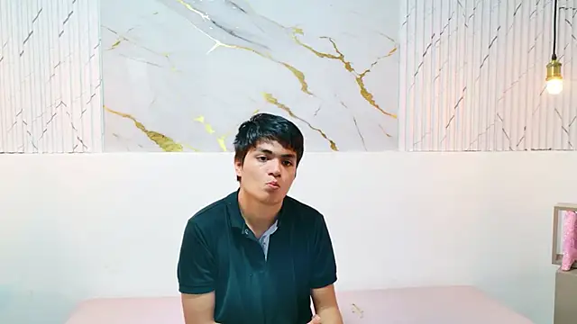 Snapshot of NatyAndAlex chatting on 01.08.26 NatyAndAlex online show from 01.08.26