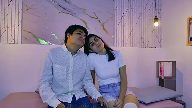 Snapshot of NatyAndAlex chatting on 01.12.26 NatyAndAlex online show from 01.12.26