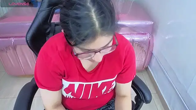 eva smit t online show from 03.18.26