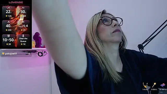 Snapshot of Scarlett_079 chatting on 01.12.26 Scarlett 079 online show from 01.12.26