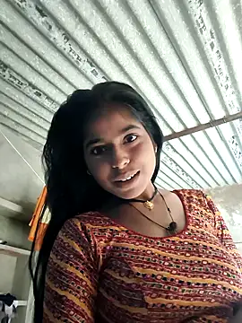 Snapshot of Ponam_sexy chatting on 02.18.26 Ponam sexy online show from 02.18.26