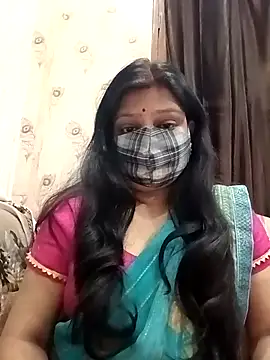 Snapshot of desiriya14 chatting on 01.08.26 desiriya14 online show from 01.08.26