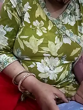 Snapshot of desiriya14 chatting on 01.16.26 desiriya14 online show from 01.16.26