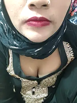 Snapshot of Ikra-786 chatting on 12.14.25 Ikra-786 online show from 12.14.25