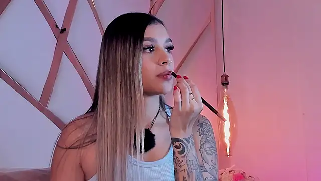 Sophie-velvet online show from 03.10.26