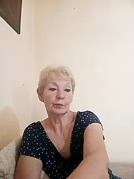 Snapshot of Calypso-Loove chatting on 06.11.26 Calypso-Loove online show from 06.11.26