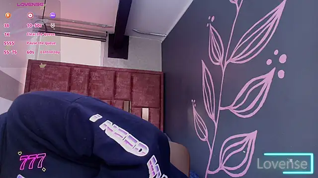Kiara Fox   online show from 06.01.26