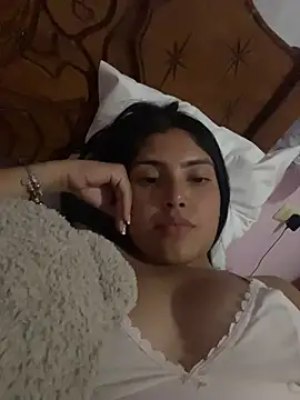 Snapshot of _Laurentt_ chatting on 02.03.26 Laurentt online show from 02.03.26