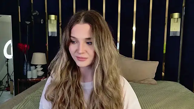 Lina Sinerz online show from 04.04.26