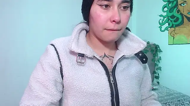 naomybenedetti online show from 12.15.25