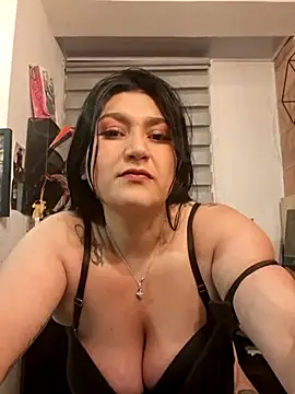 Snapshot of Magenta_Moon chatting on 03.01.26 Magenta Moon online show from 03.01.26