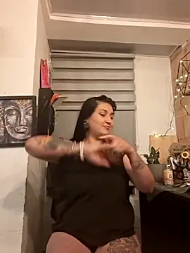 Magenta Moon online show from 03.18.26