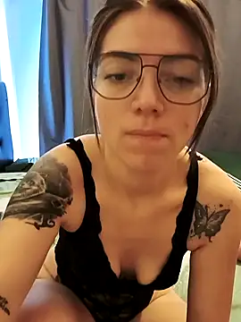 Snapshot of Ceciihot chatting on 02.04.26 Ceciihot online show from 02.04.26